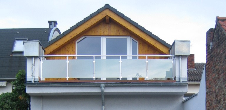 Terrassen und Fassaden aus Holz